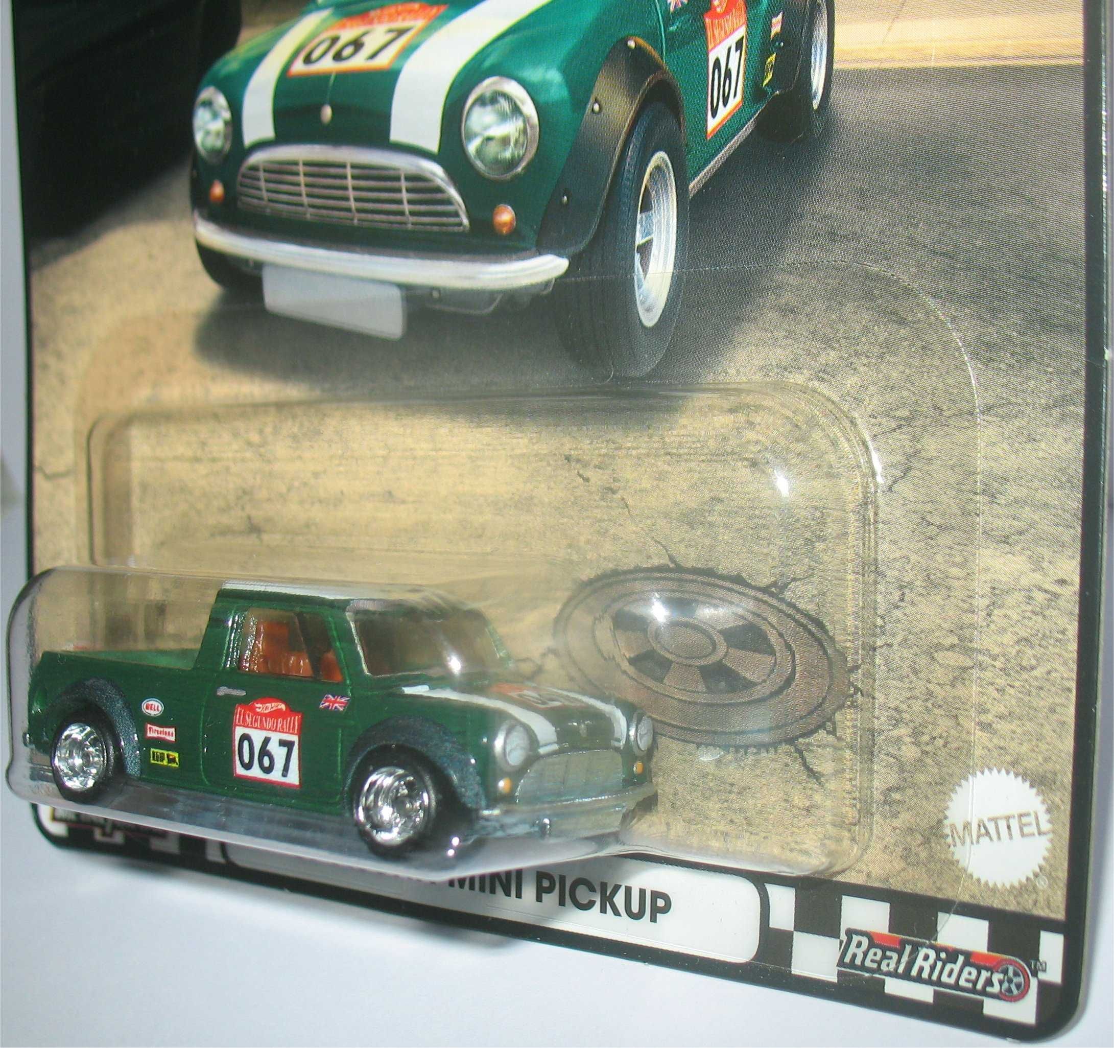 Hot Wheels - 67 Austin Mini Pickup - Boulevard (2022)