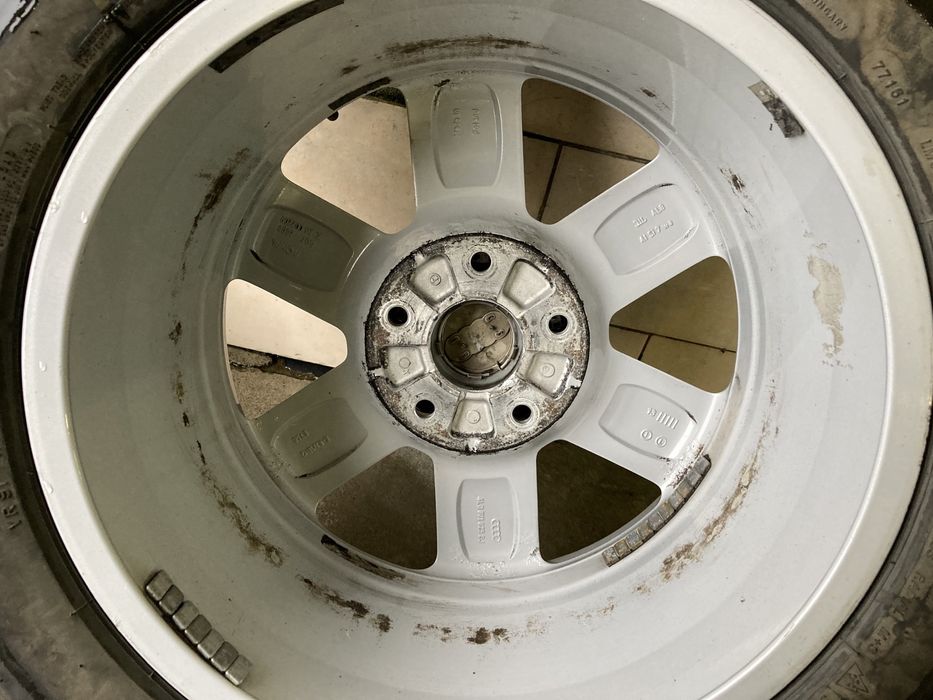 Диски Audi Q5 255/55R18 ET-56 8J 5х112