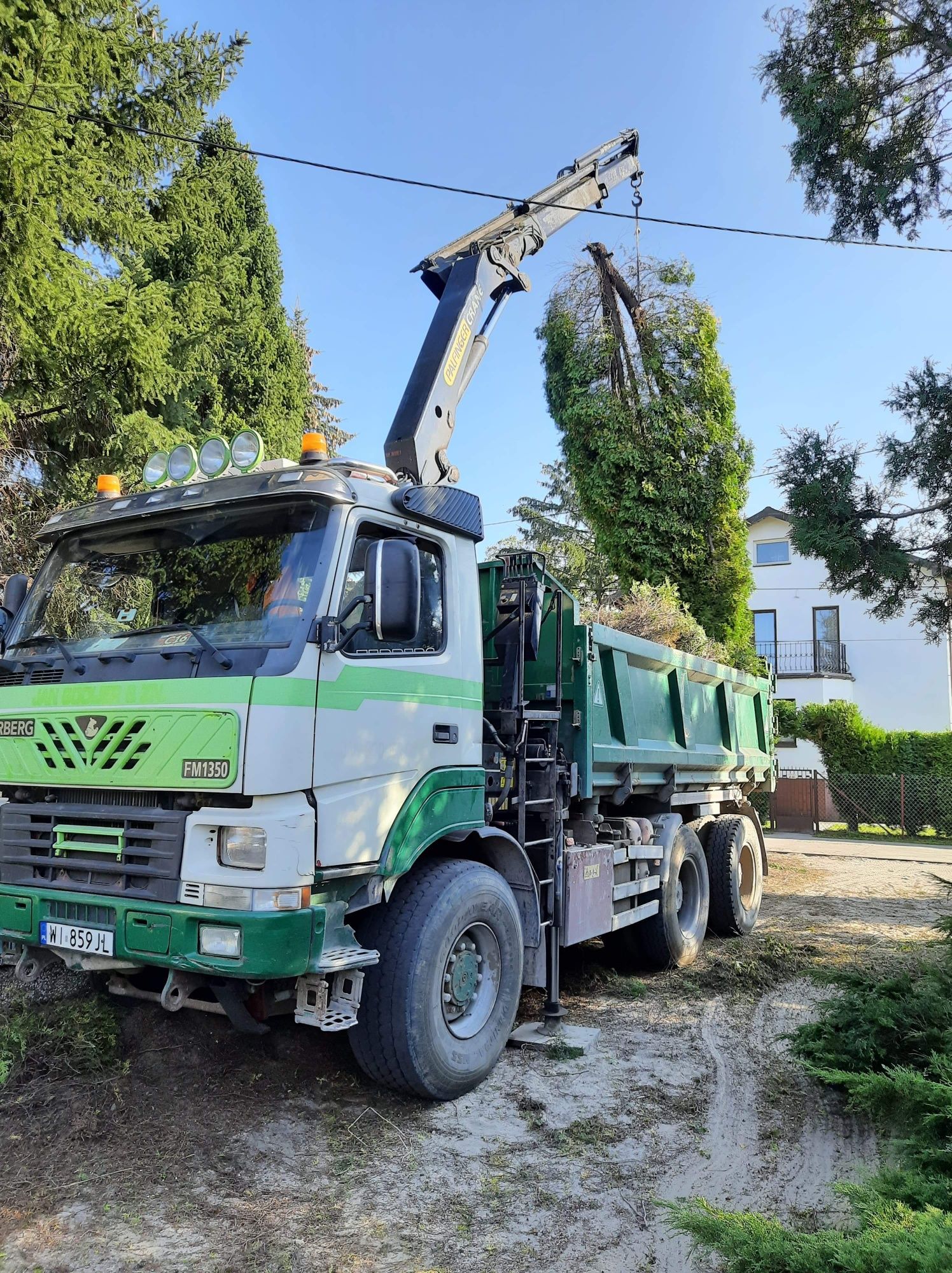 usługi minikoparką koparko ładowarką wiertnica młot odwodnienia HDS