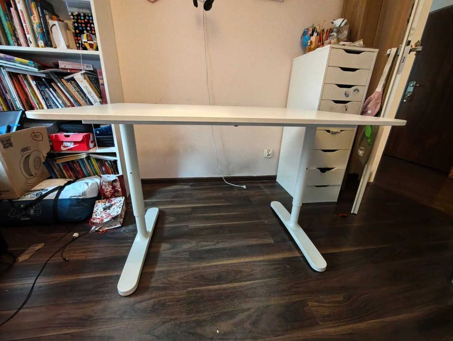 Białe Biurko ikea
