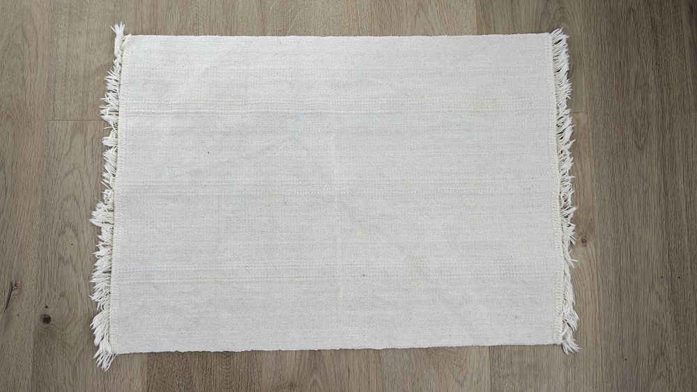 IKEA dywanik / bieżnik Boho z frędzlami, jasny beż 80x55 cm