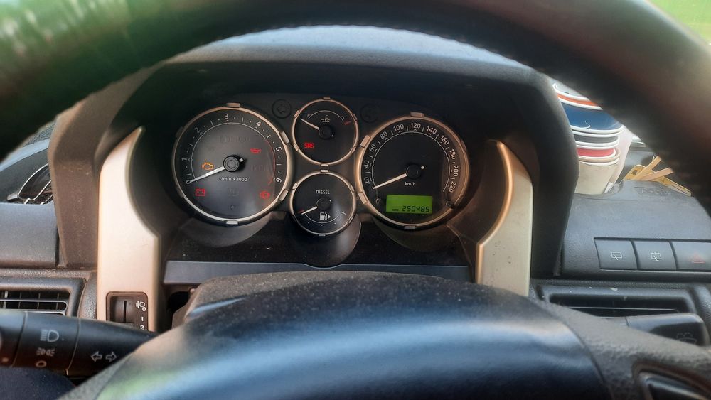 Продам авто Land Rover Freelander 1