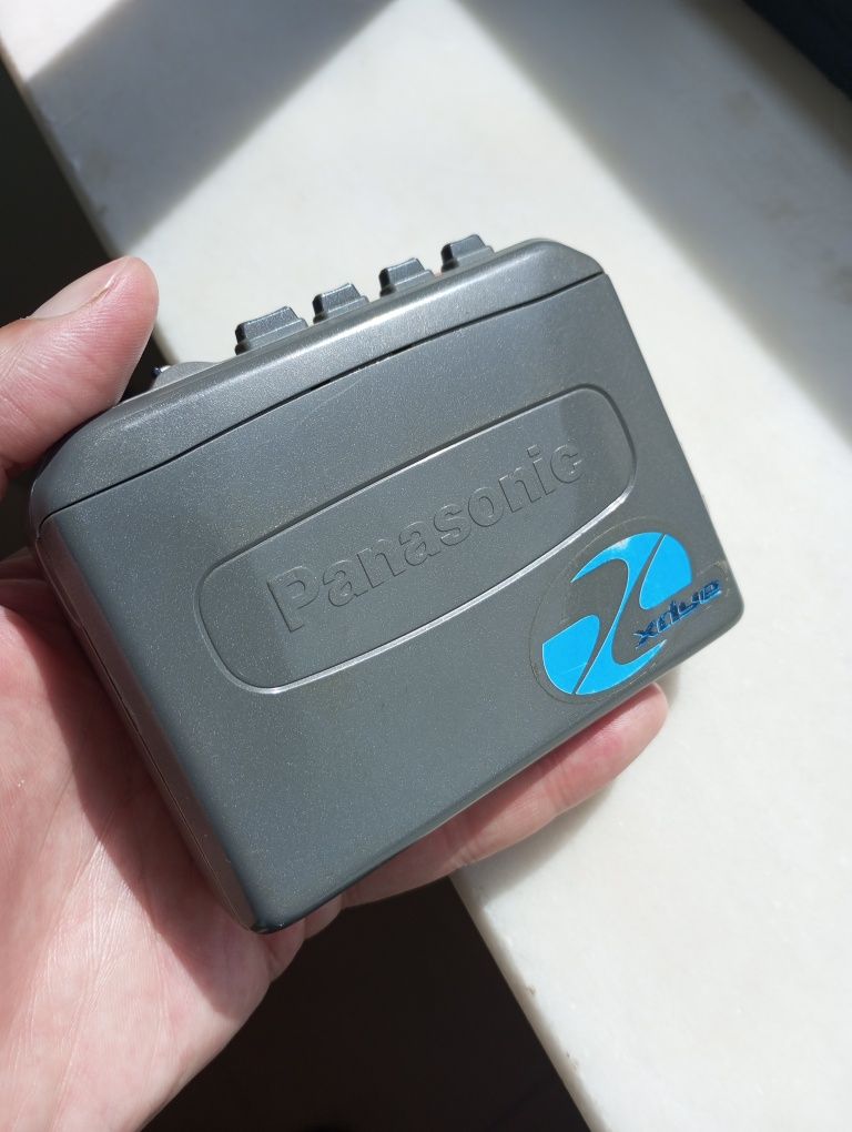 Walkman Panasonic RQ-CR15V com radio
