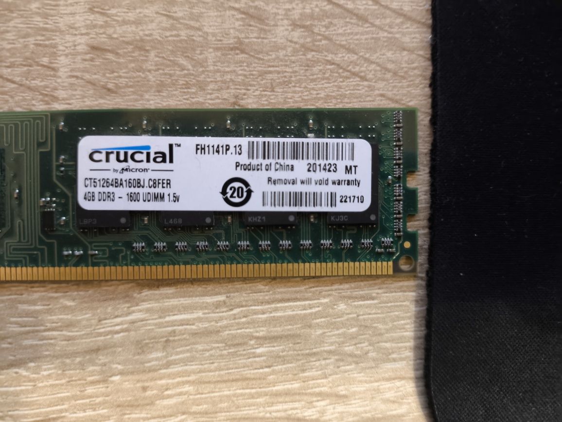Оперативная память DDR3 2X4 1600 Mhz crucial