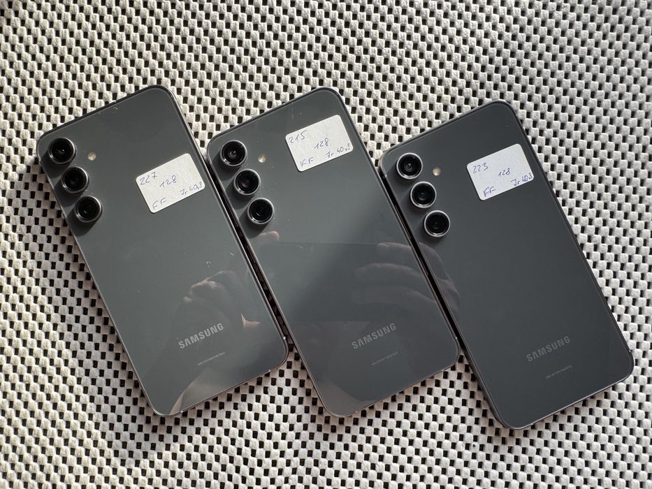 Samsung S23 FE 128 в крутих станах