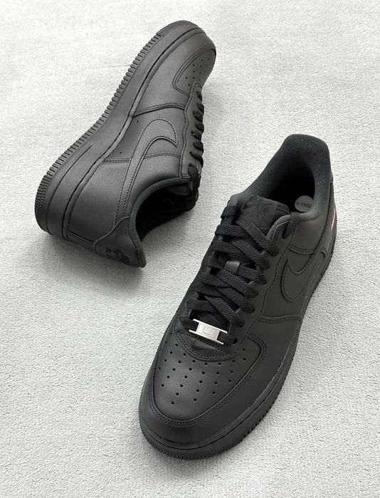 Buty Trampk Nike Air Force 1 Low Supreme Black R.38.5