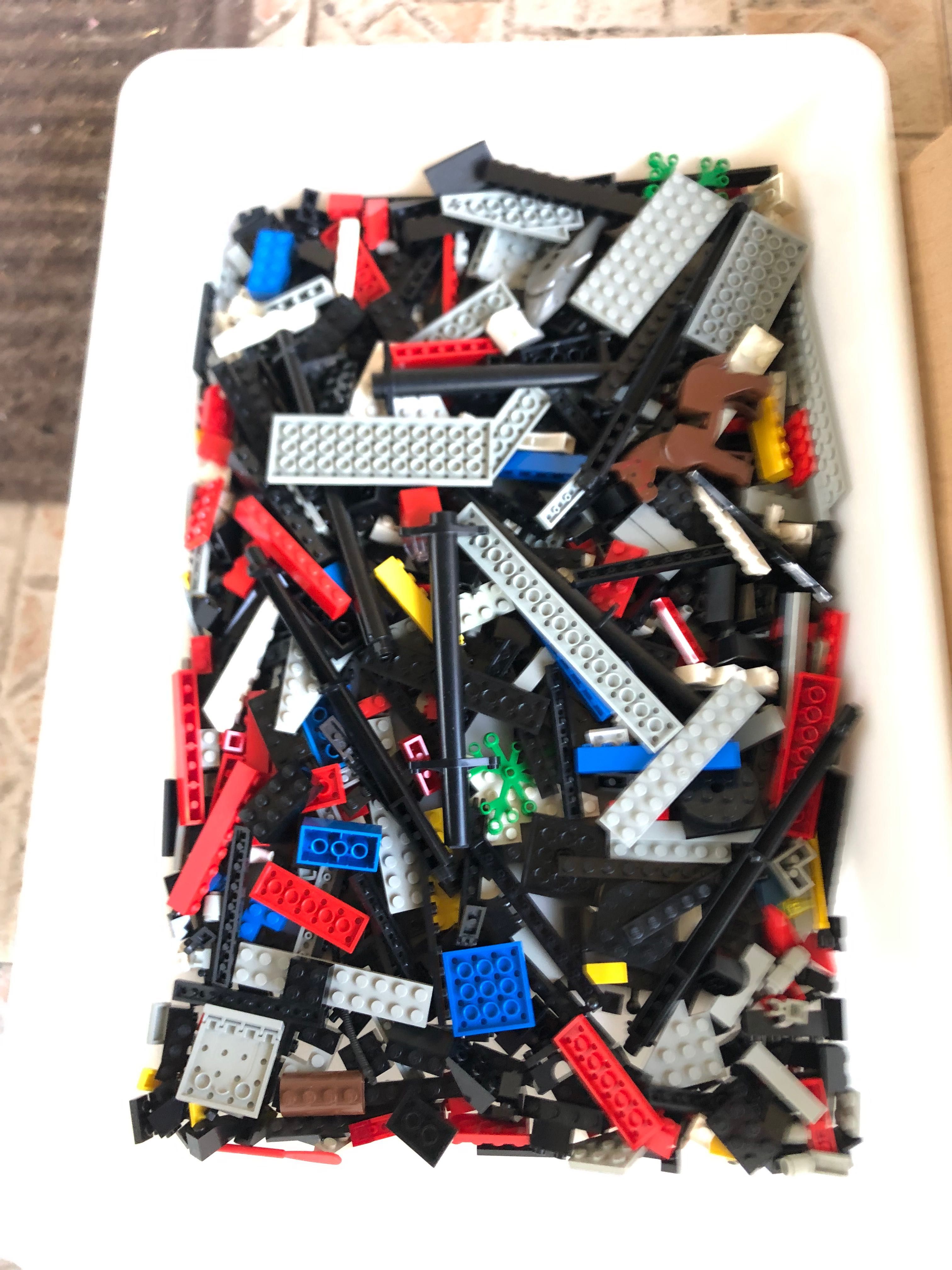 Barco piratas Lego completo e impecável as peças