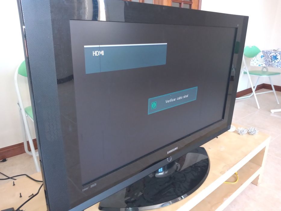 TV Samsung 37" - Para Peças