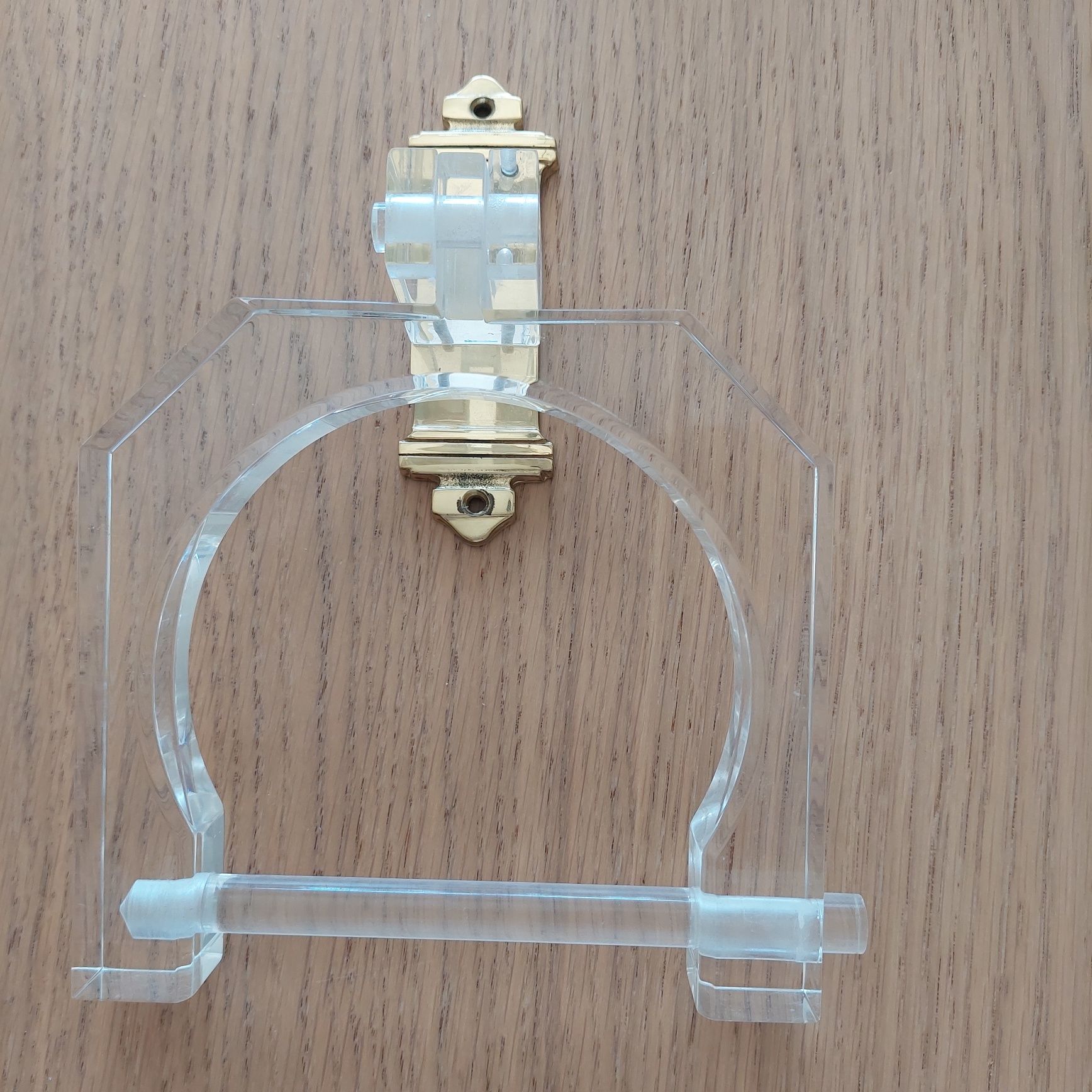 Conjunto de toalheiros, suporte de papel  higiénico e prateleira WC