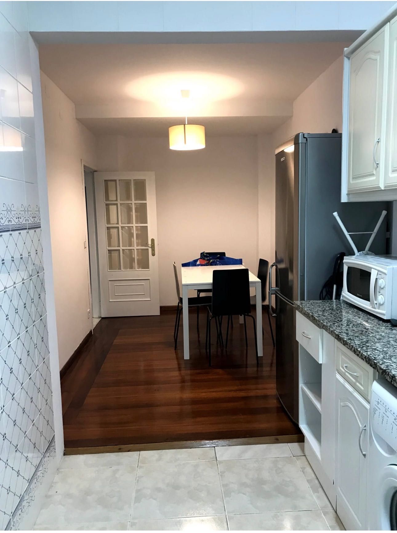 Quarto aluga-se  suite