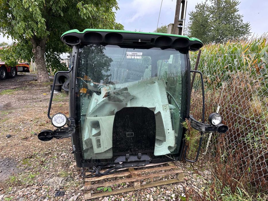 Kabina John Deere  Nowa 6115R-6150R-do różnych modeli
