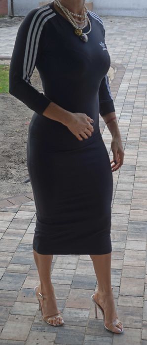 Midi sukienka Adidas
