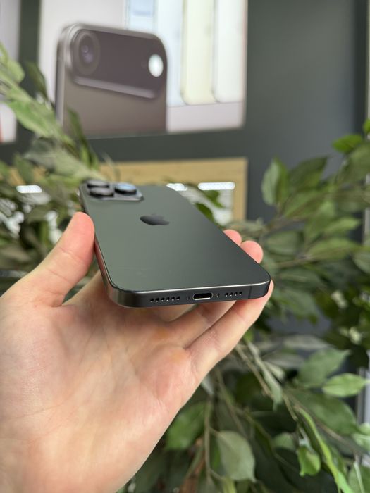 iPhone 15 Pro Max 256GB Black Titanium