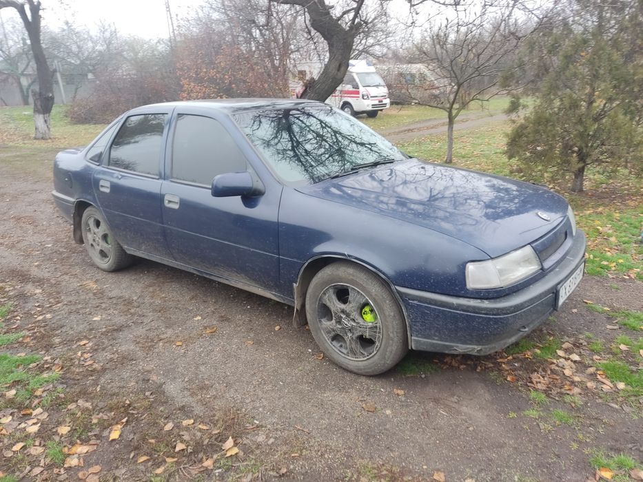 Продам Опель Вектра А 1.8