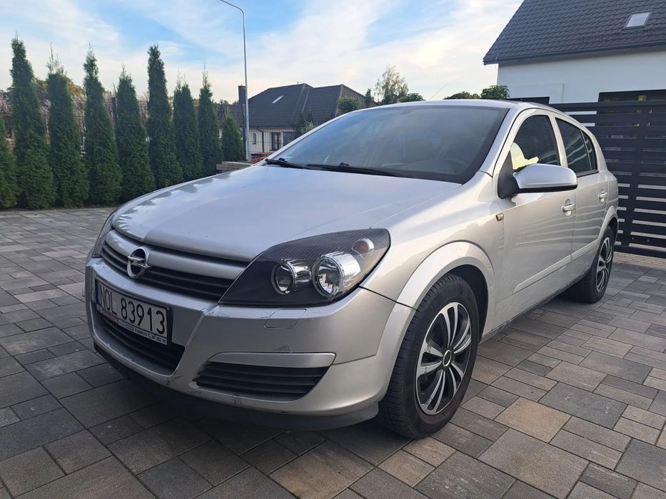 Opel Astra Astra H 1.6 benzyna 249000km przebiegu STAN BARDZO DOBRY