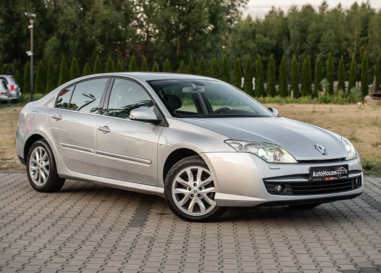 Renault Laguna 2.0T 170KM*Xenon*Automat*Navi*Klima*Skóry*Sewis*PDC*Szwajcar*