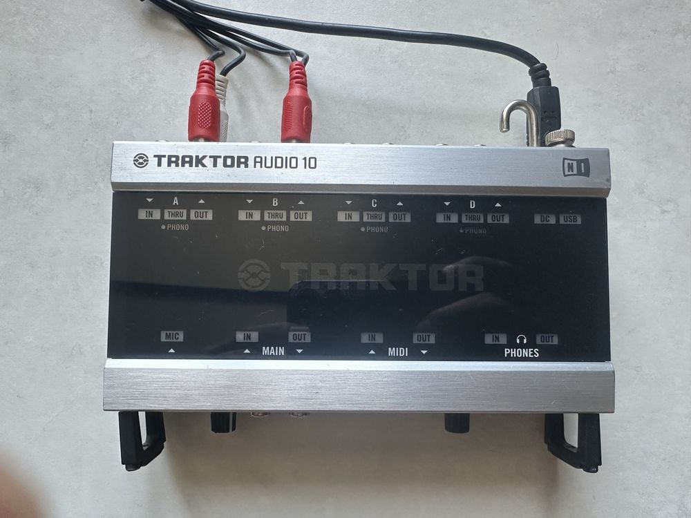 Аудиоинтерфейс Native Instruments Traktor audio 10