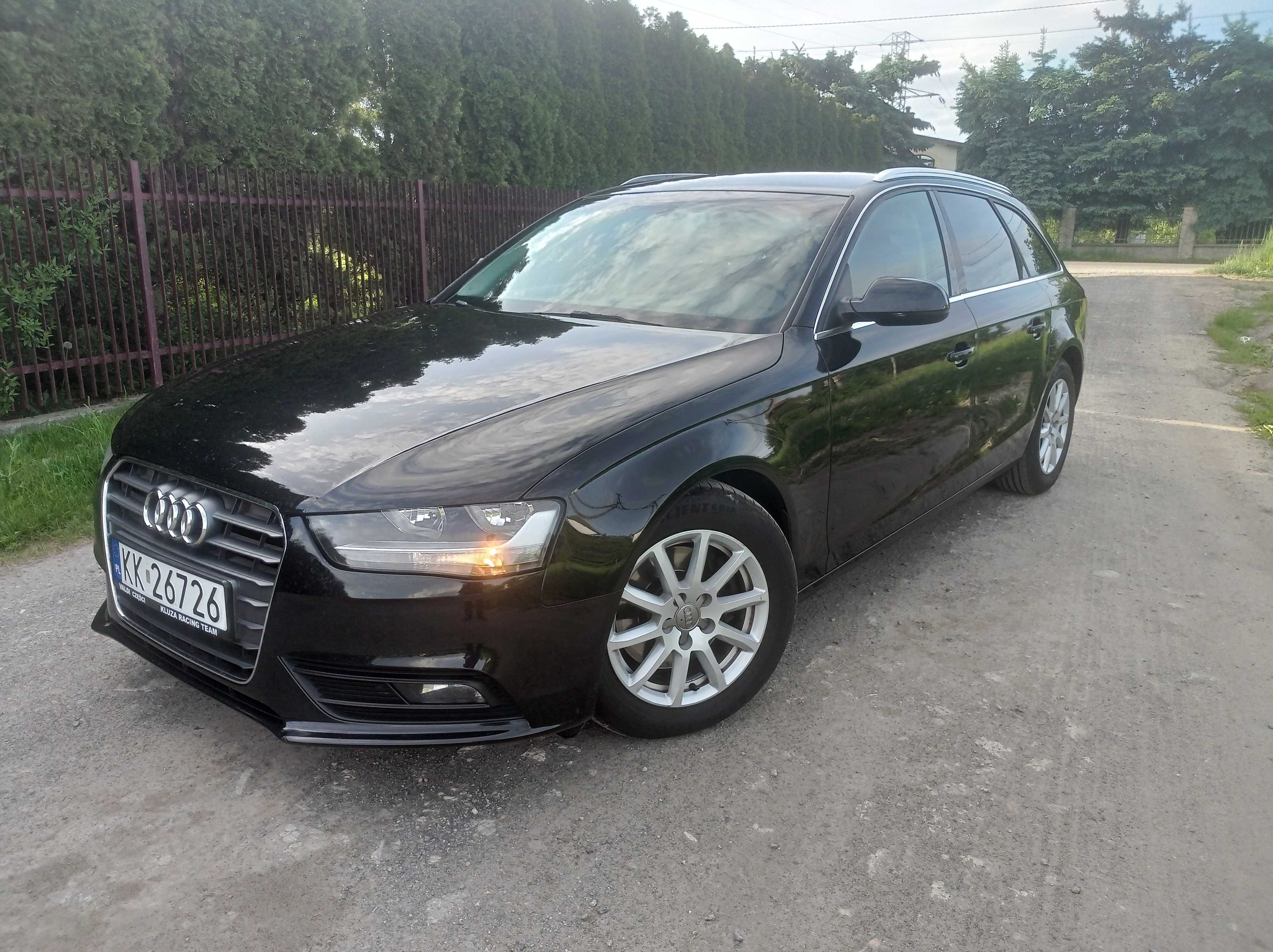 Audi A4 B8 2.0TDI navi, bluetooth, skóra