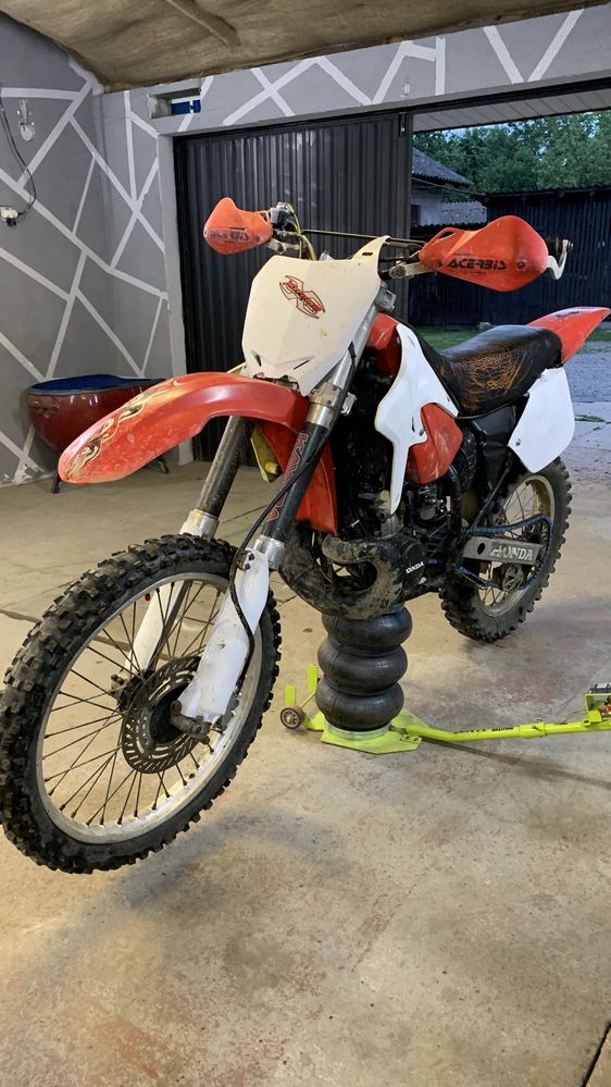 Honda cr 250 r 2t