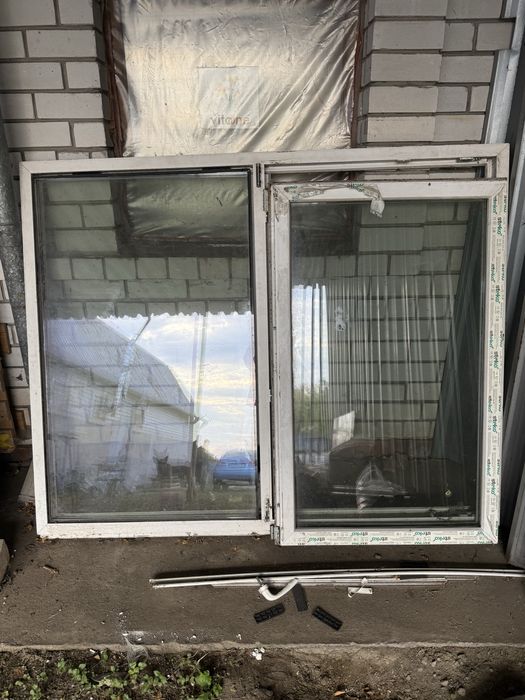 Продам пластиковое окно