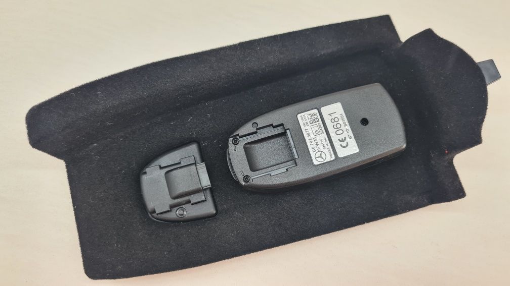 Модуль Bluetooth кредл адаптер Mercedes B67875877 А2158200611