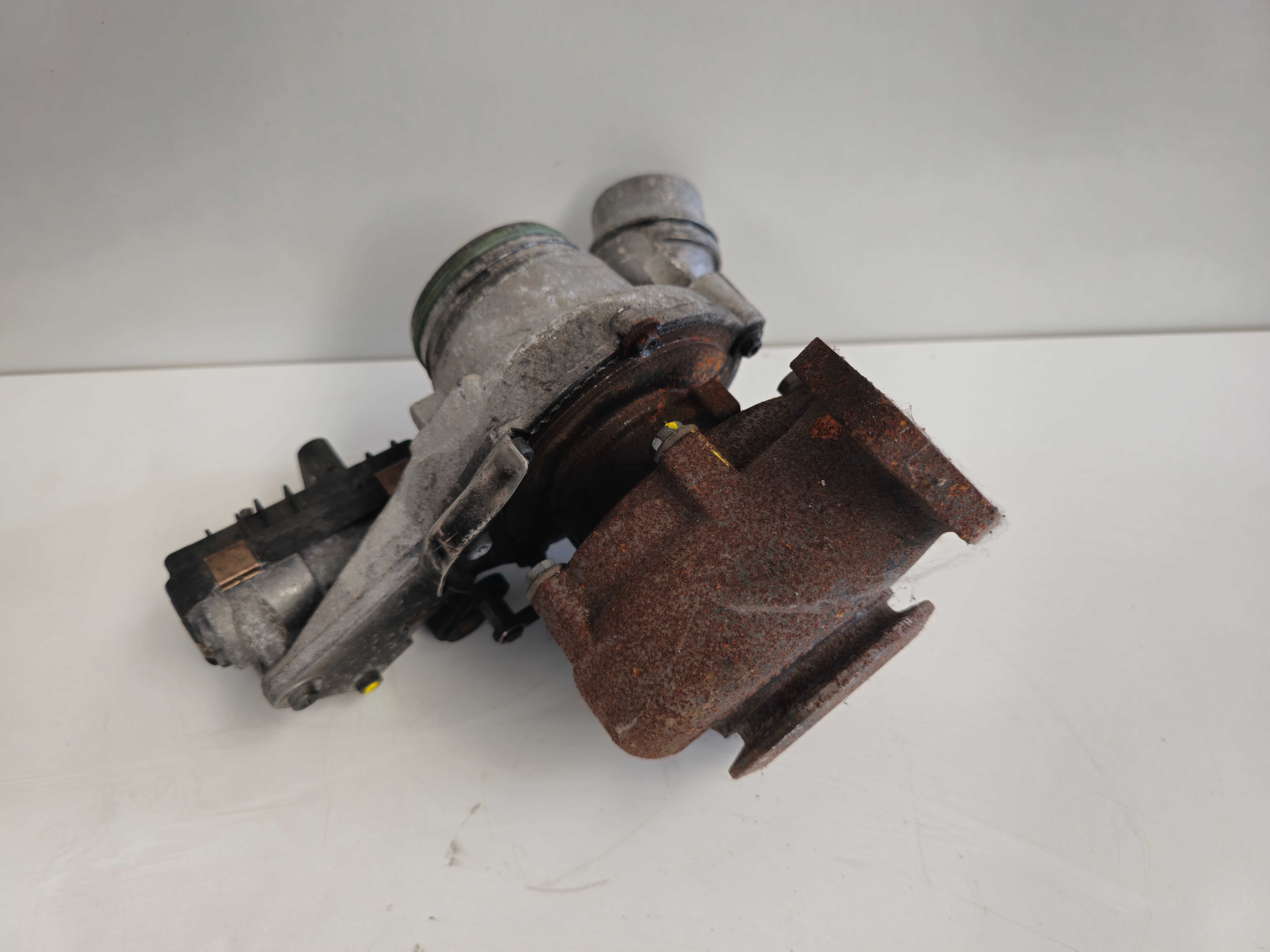 TURBO MINI Countryman Clubman 2.0 D  REF: 851.23.79 (.2009.-2016)