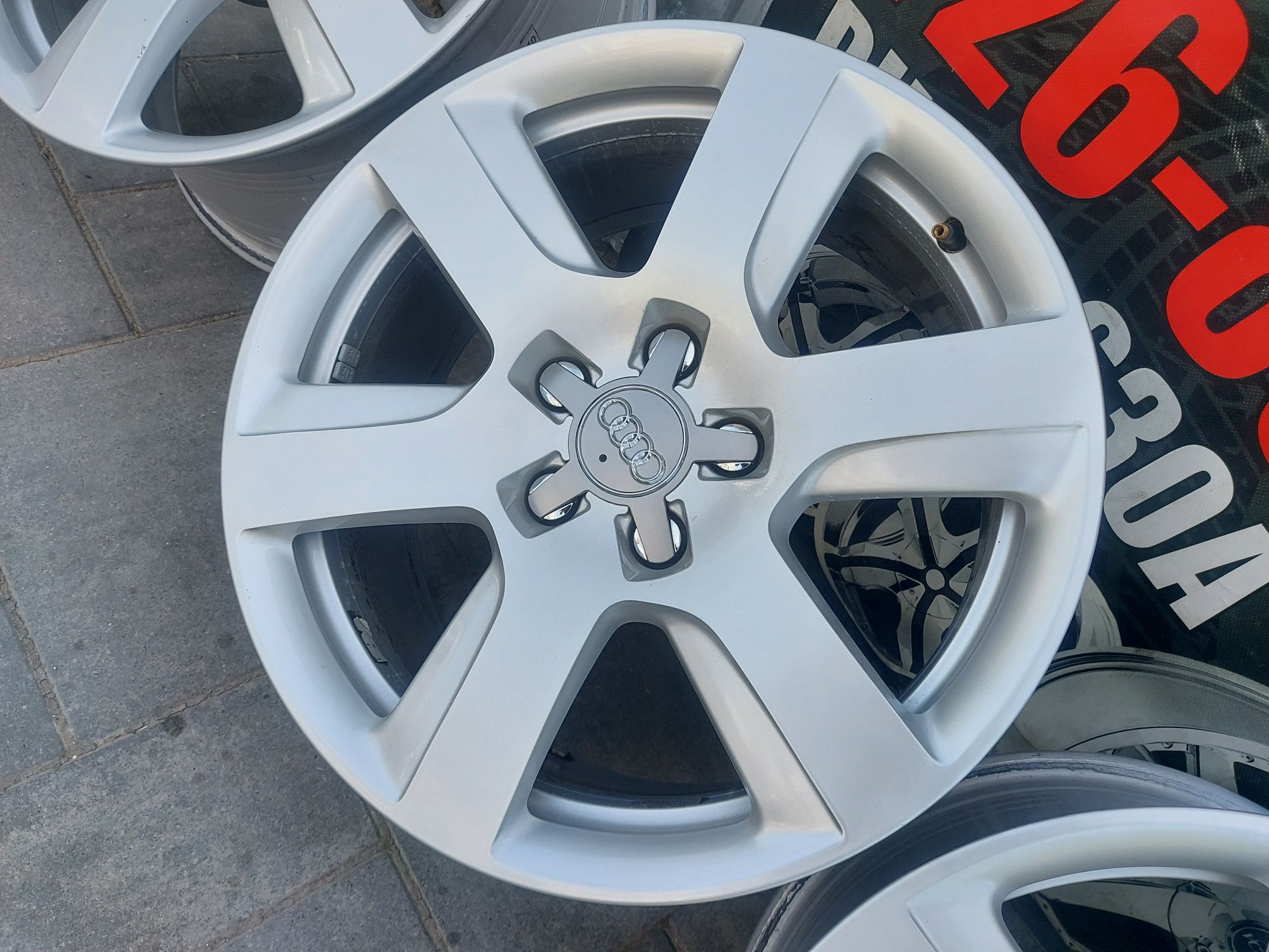 Alufelgi 17 cali 5x112 Audi A4 B5 B6 B7 B8 B9 Q3 Q5