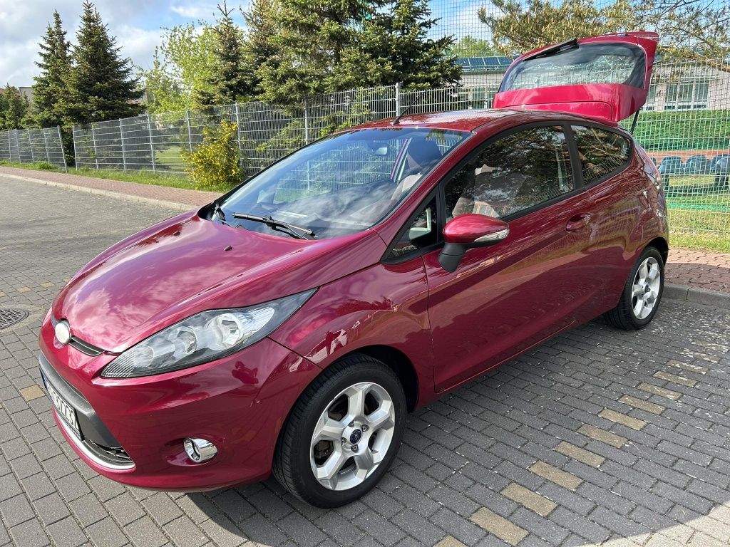 FORD FIESTA 1.3 benzyna