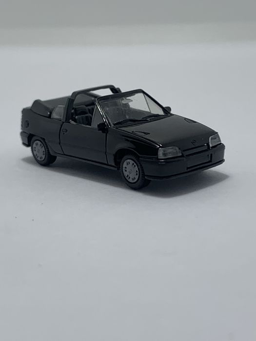 Opel Kadett Herpa 1/87