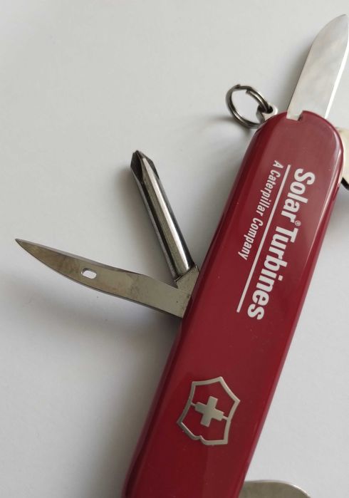 Швейцарський ніж “Victorinox”  13 функцій. Як новий !!!