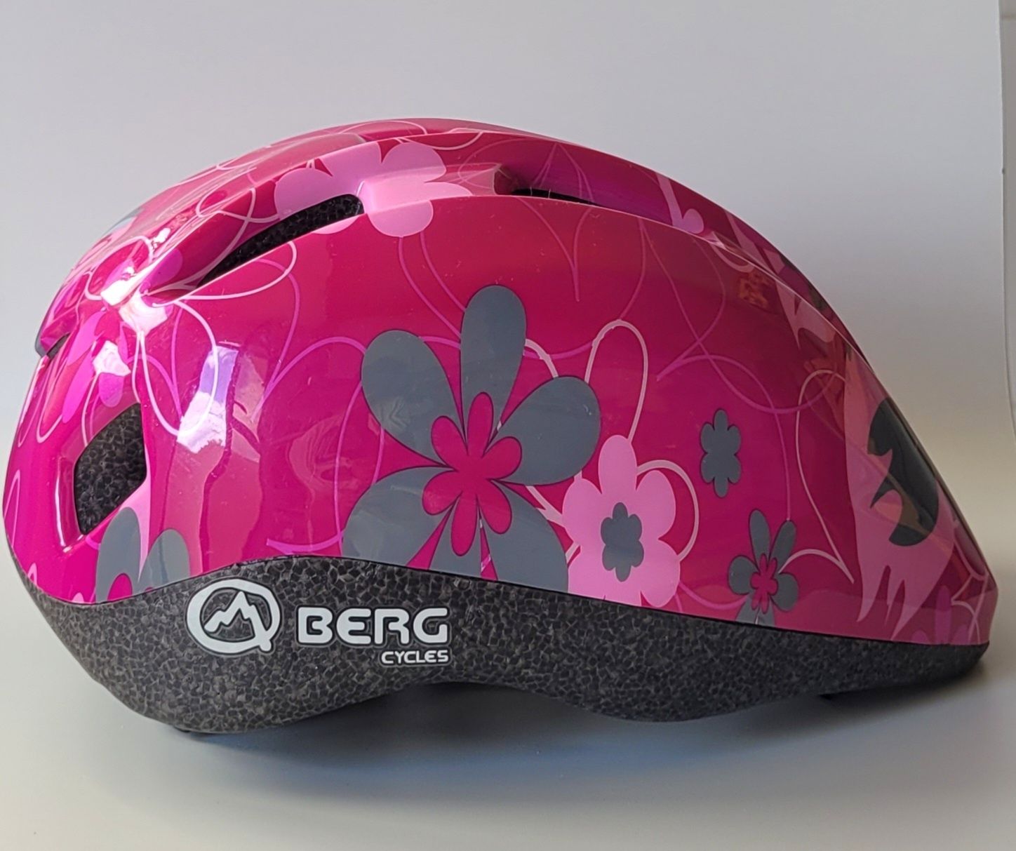 Capacete rosa Berg