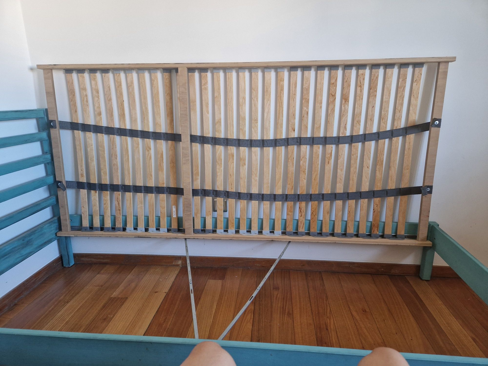 Cama Solteiro Ikea Tarva com estrado