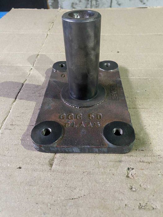 Кронштейн до комбайнів CLAAS Lexion