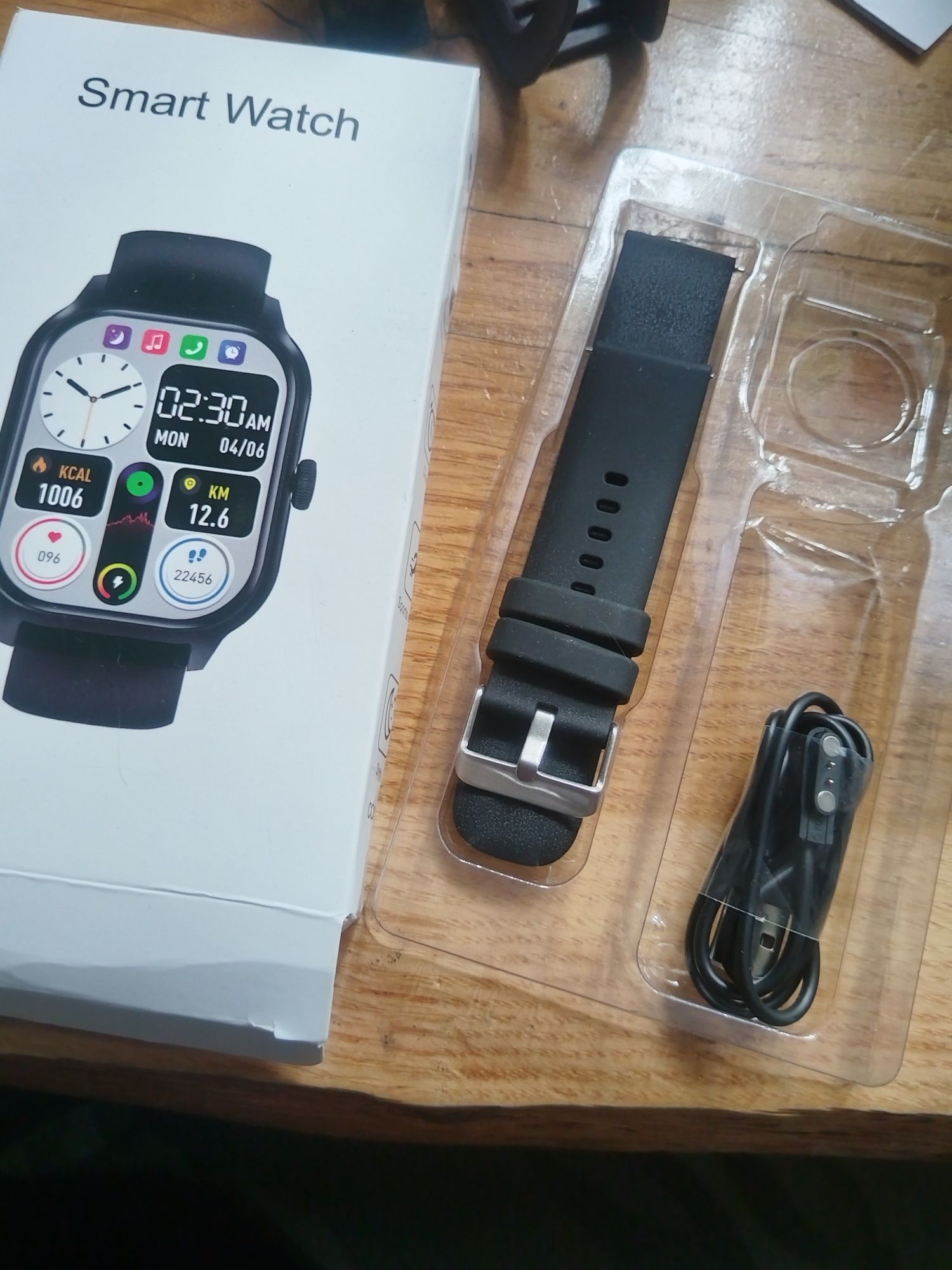 Nowy smartwatch fitpro