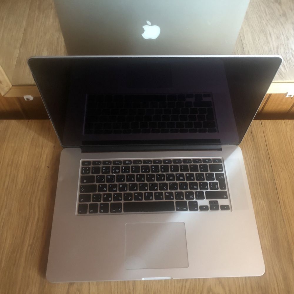 MacBook Pro (Retina15’ mid-2012 Intel/i7/8Gb/SSD 500GB