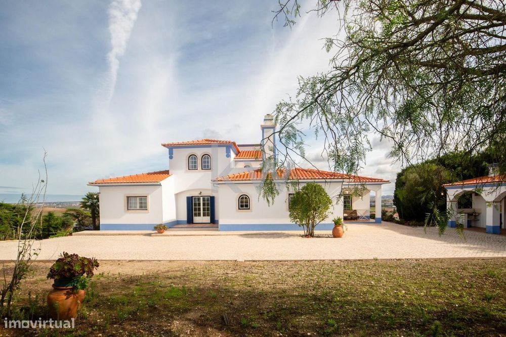 Excelente Moradia a 15 minutos da Ericeira