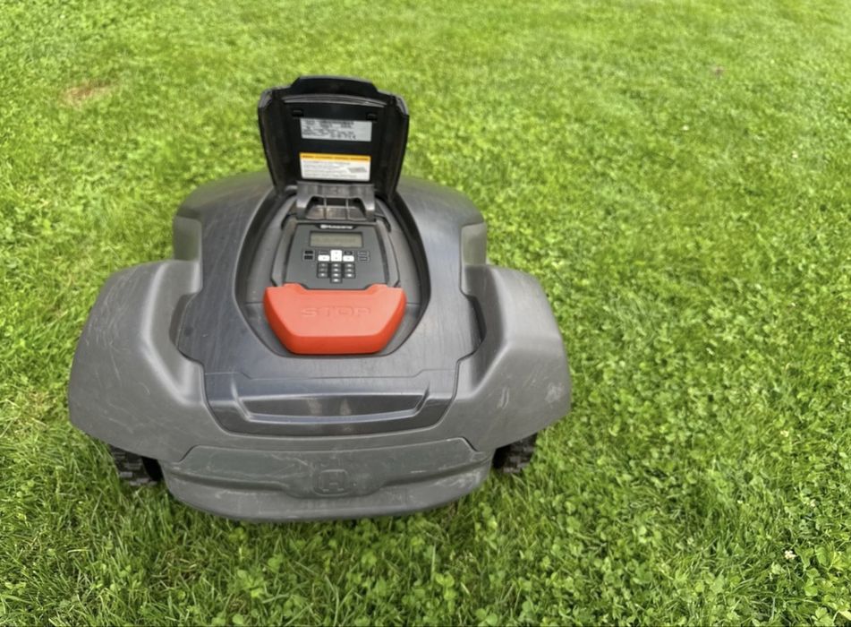 Robot koszący Husqvarna 430x Automower 3200m2