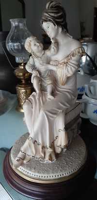 Estatueta porcelana pintada