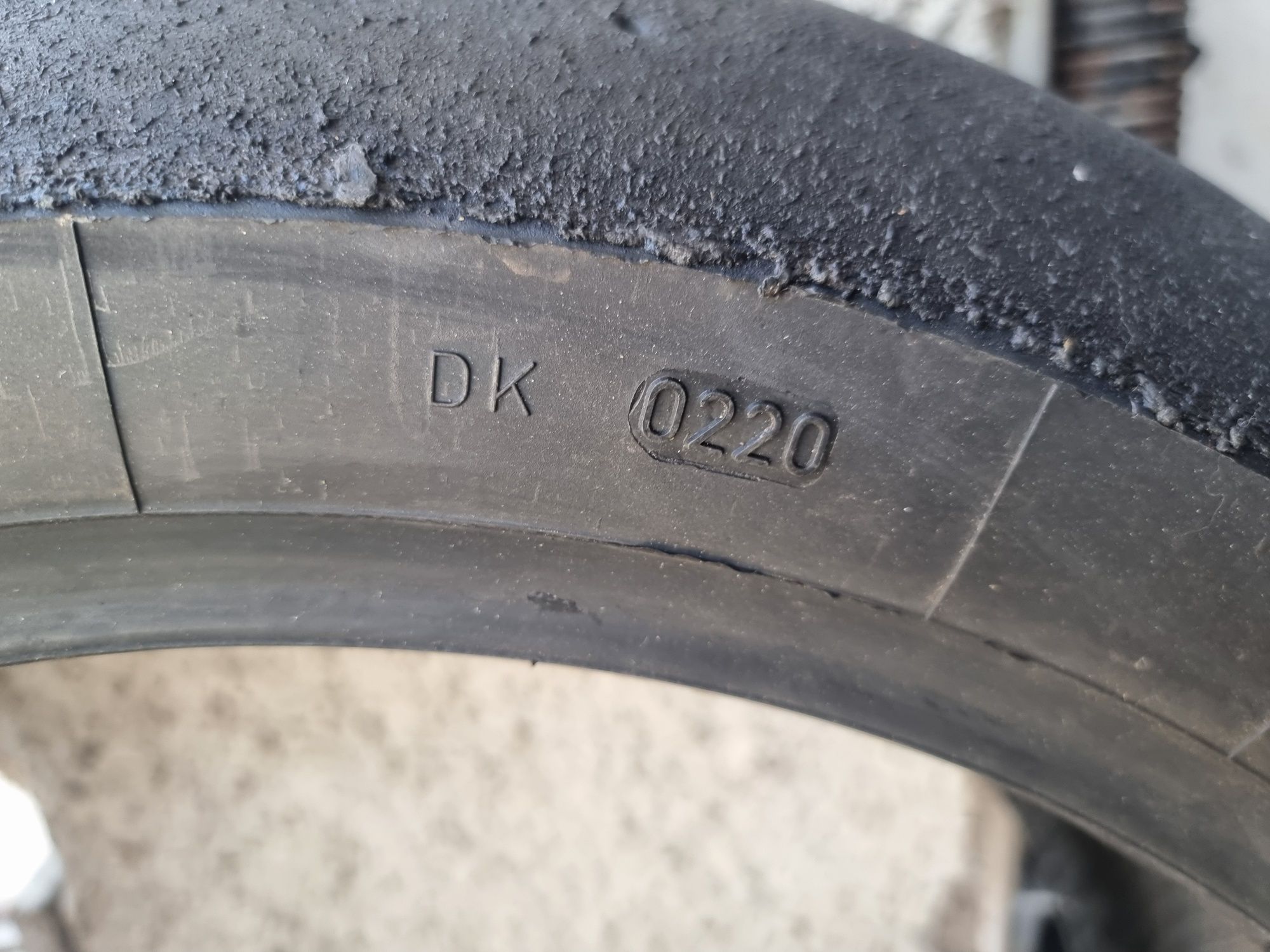 Pneus Dunlop slick