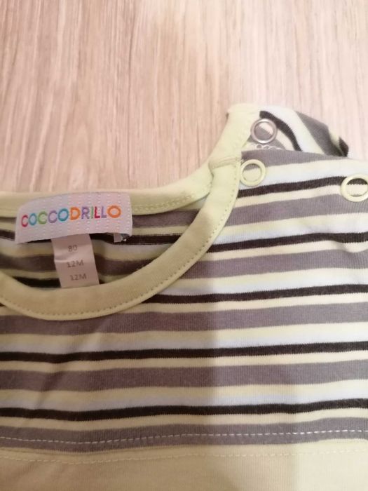 4 koszulki, razem 10 zl, rozm. 80