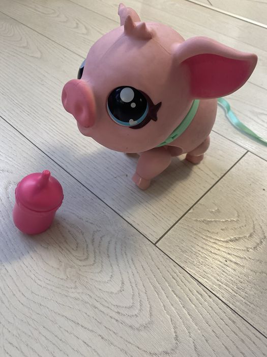 Little Live Pets 26366 Interaktywna różowa świnka CHODZI TAŃCZY PIG