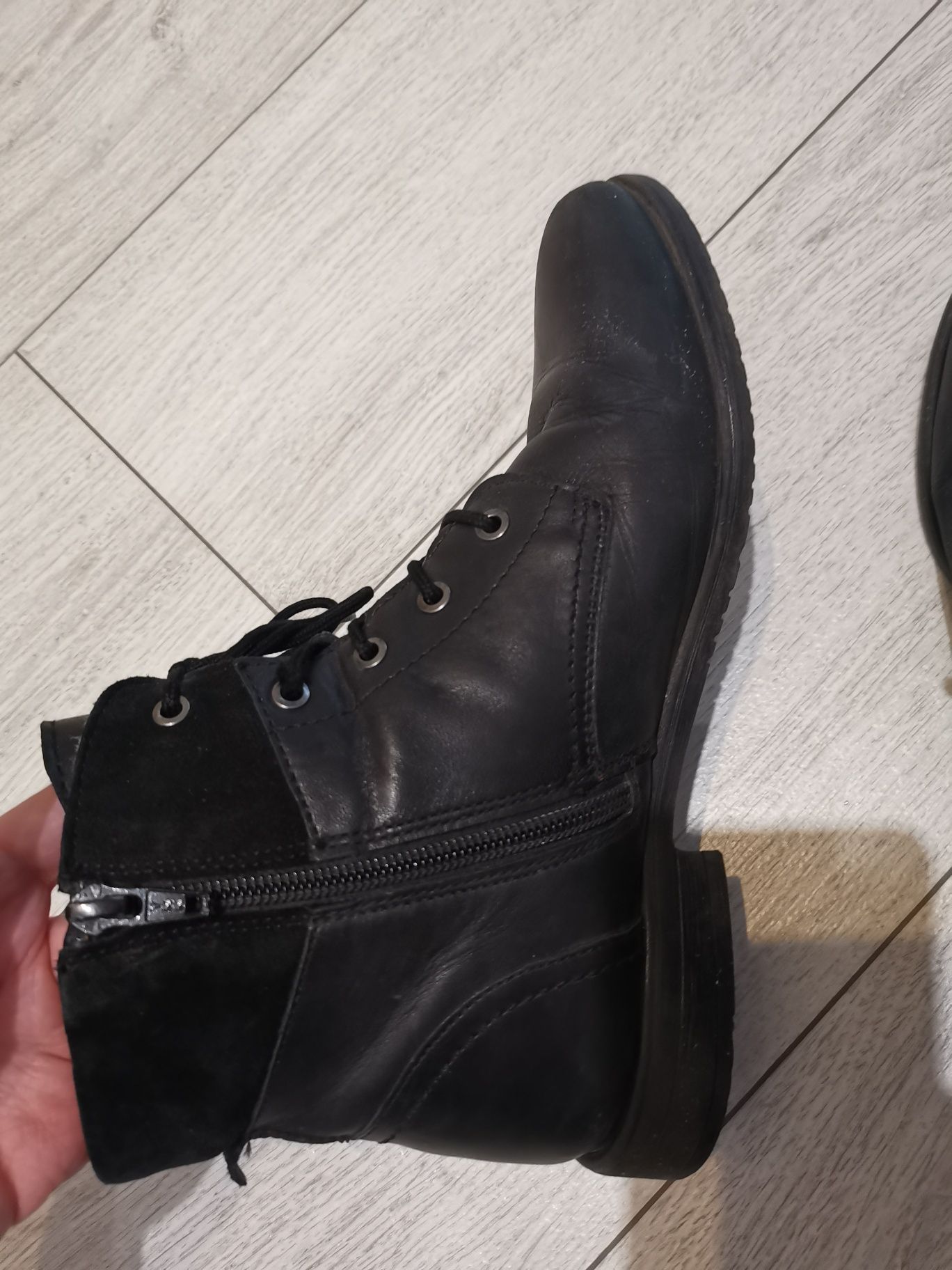 Botki skórzane lasocki 38