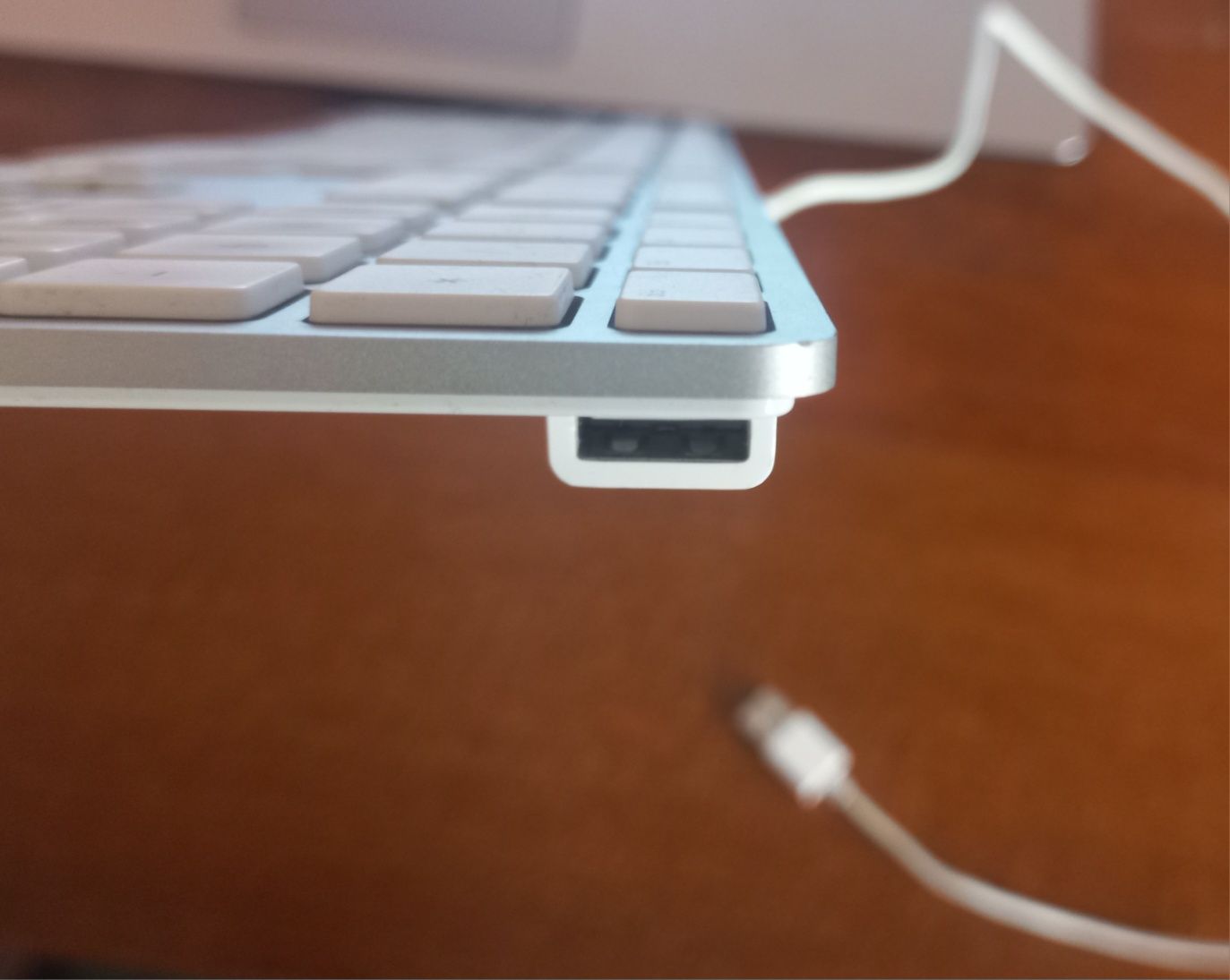 Клавиатура Apple + мышка