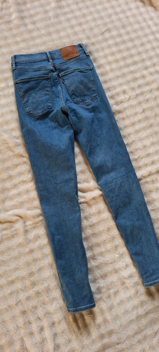Spodnie jeansowe Levis Mile High Super Skinny W25 L38