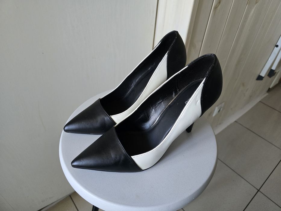 Czółenka marki Graceland