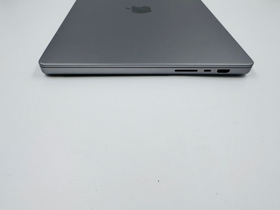 Apple Macbook Pro 16 2023 M2 Pro 12/19C 16GB RAM 512GB SSD IL6399