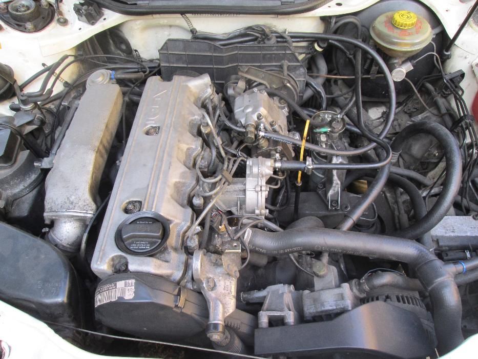Audi Ауді Ауди A6 C4 100 двигун 85-103kw,топливний насос,турбіна
