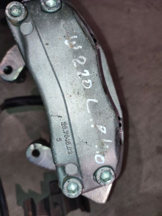 Mercedes S klasa W220 zacisk przód przedni lewy lub prawy BREMBO 330