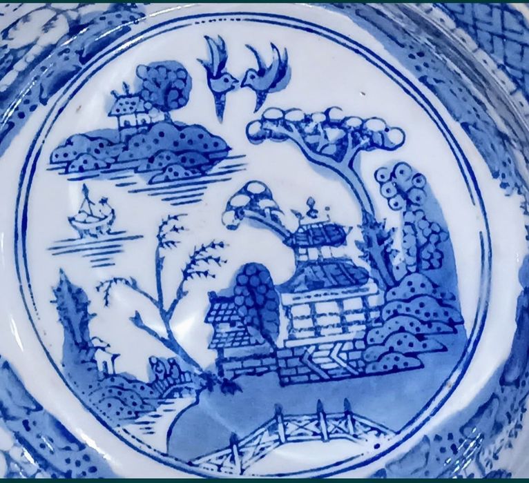 Antiga Taça Chinesa Azul e Branca