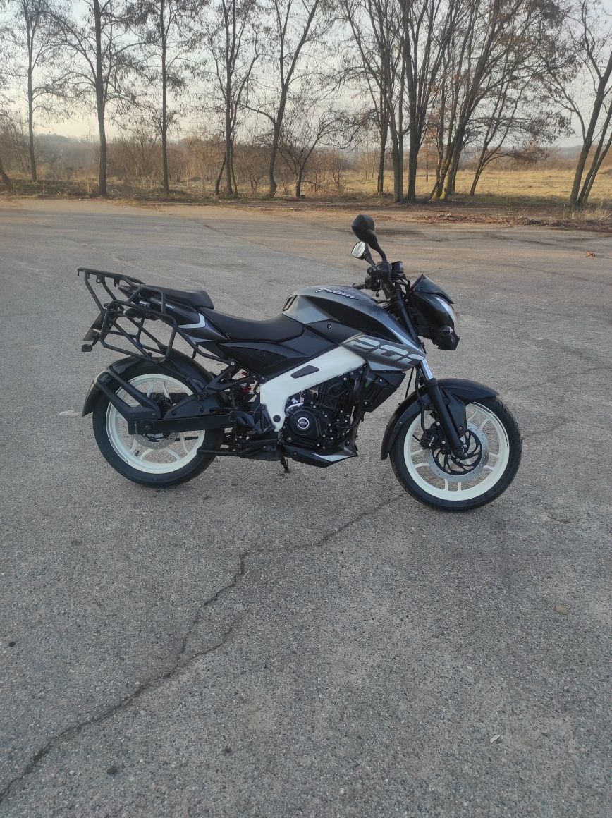 Bajaj pulsar ns200